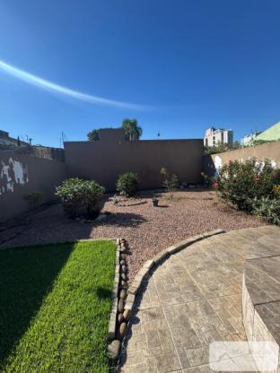 Prédio de Alvenaria Residencial e Comercial