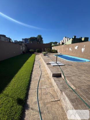 Prédio de Alvenaria Residencial e Comercial