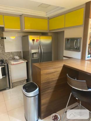 Linda casa na Rua Machado Lopes