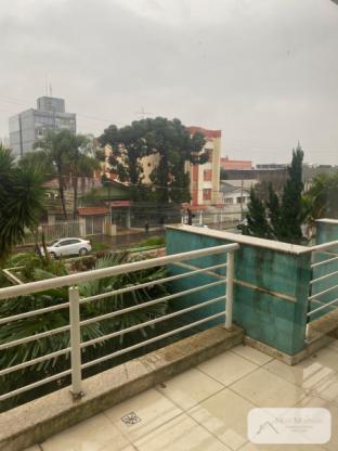 Linda casa na Rua Machado Lopes