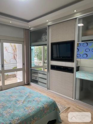 Linda casa na Rua Machado Lopes